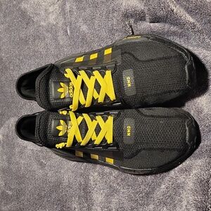 adidas NMD_R1 V2 'Black Solar Gold Men's size 11.5